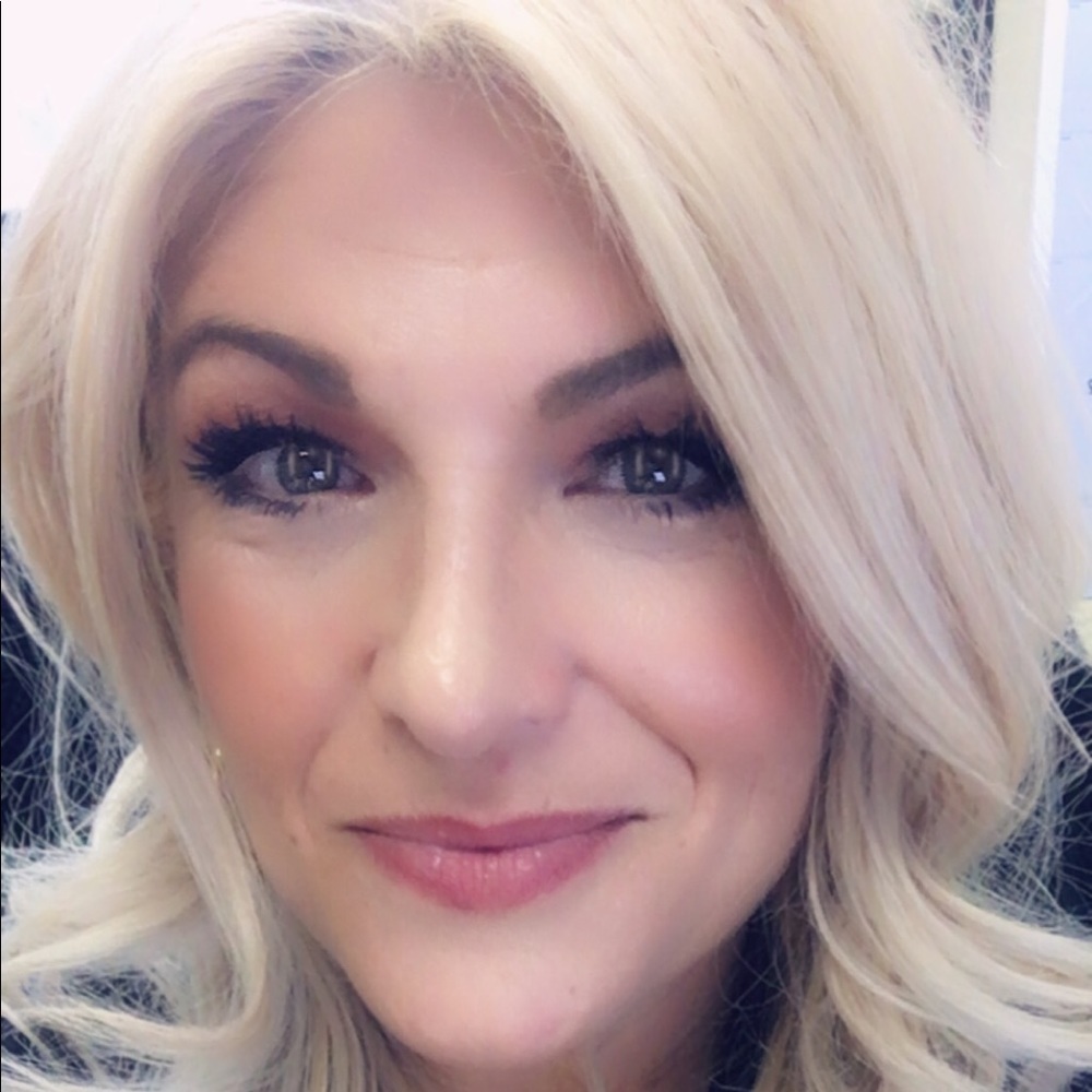 Meet your Posher, Tonia